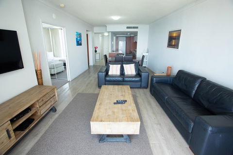 Chevron Renaissance - Private Apartments - Accommodation Cooktown 5