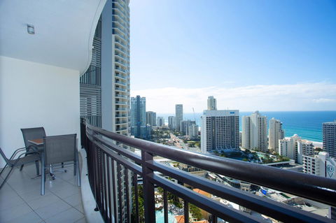 Chevron Renaissance - Private Apartments - Accommodation Cooktown 17
