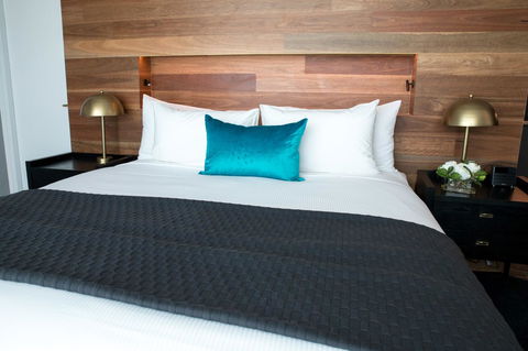 Eatons Hill Hotel - Accommodation Cooktown 33