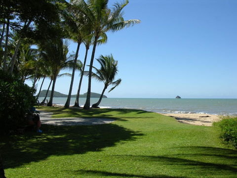 BeachView Apartments At Villa Paradiso - Accommodation Cooktown 25