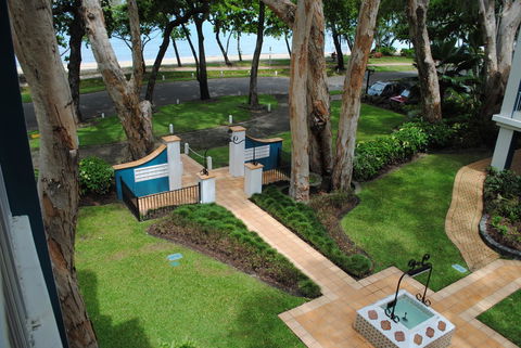 BeachView Apartments At Villa Paradiso - Accommodation Cooktown 12