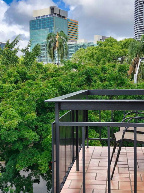 Soho Brisbane - Accommodation Cooktown 30
