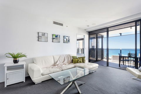 Holiday Holiday Circle On Cavill Apartments - Accommodation Cooktown 15