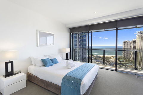 Holiday Holiday Circle On Cavill Apartments - Accommodation Cooktown 12