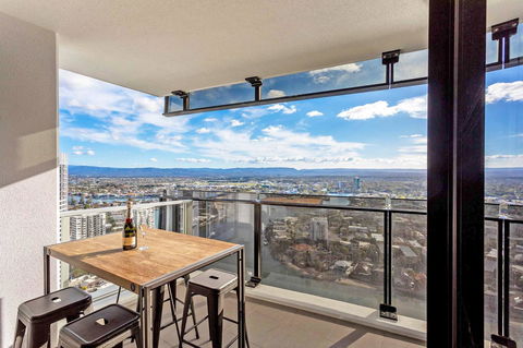 Holiday Holiday Circle On Cavill Apartments - Accommodation Cooktown 22