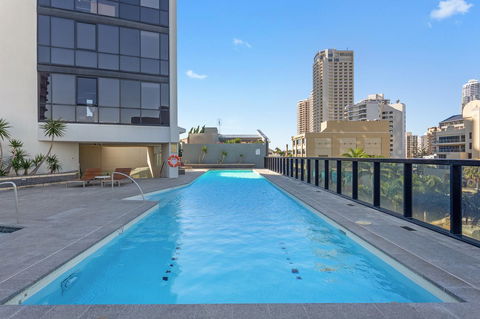 Holiday Holiday Circle On Cavill Apartments - Accommodation Cooktown 30