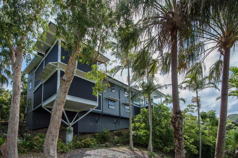 Oasis Apartments On Hamilton Island By HIHA - Accommodation Cooktown 22