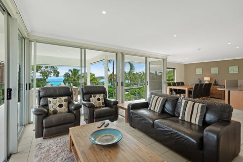 Oasis Apartments On Hamilton Island By HIHA - Accommodation Cooktown 20
