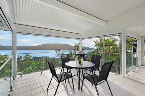 Oasis Apartments On Hamilton Island By HIHA - Accommodation Cooktown 32