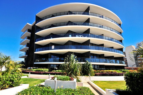 Ambience On Burleigh Beach - Accommodation Cooktown 32