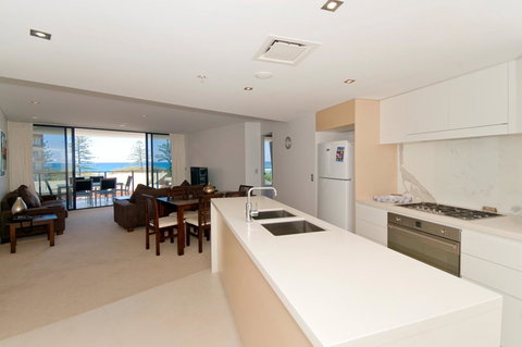 Ambience On Burleigh Beach - Accommodation Cooktown 24