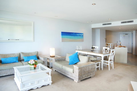 Ambience On Burleigh Beach - Accommodation Cooktown 19