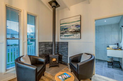 Hampton Estate Wines - Accommodation Cooktown 3
