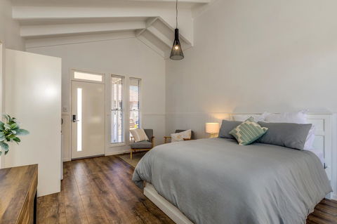 Hampton Estate Wines - Accommodation Cooktown 31