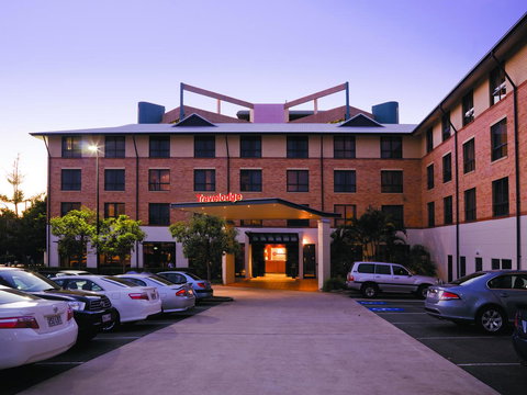 Mercure Brisbane Garden City - Accommodation Cooktown 17