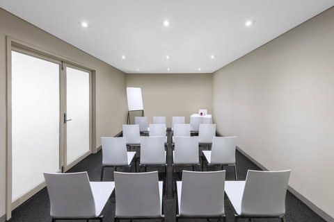 Mercure Brisbane Garden City - Accommodation Cooktown 21