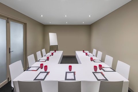 Mercure Brisbane Garden City - Accommodation Cooktown 20