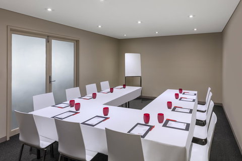 Mercure Brisbane Garden City - Accommodation Cooktown 19