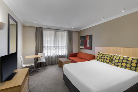 Mercure Brisbane Garden City - Accommodation Cooktown 6