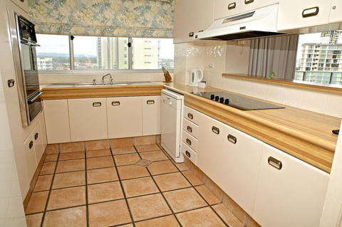 Hi Surf Beachfront Resort Apartments - Accommodation Cooktown 24