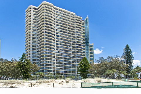 Hi Surf Beachfront Resort Apartments - Accommodation Cooktown 5