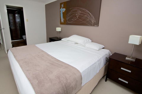 Hi Surf Beachfront Resort Apartments - Accommodation Cooktown 44