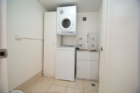 Hi Surf Beachfront Resort Apartments - Accommodation Cooktown 15