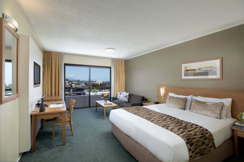 The Benson Hotel - Accommodation Cooktown 7