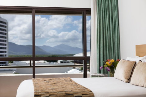 The Benson Hotel - Accommodation Cooktown 2
