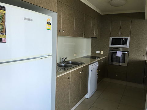 The Penthouses Apartments - Accommodation Cooktown 36