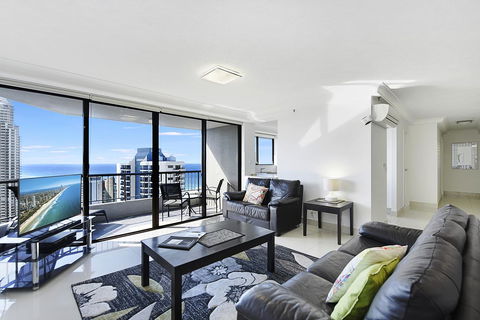 Surfers Century Oceanside Apartments - Accommodation Cooktown 0
