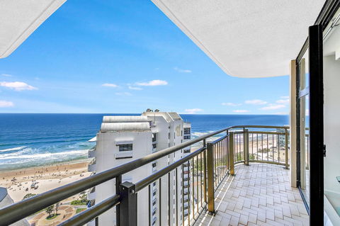 Beachcomber Holiday Apartment - Accommodation Cooktown 4