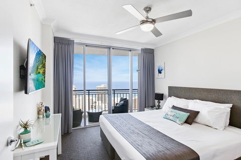 Holiday Holiday Chevron Renaissance Apartments - Accommodation Cooktown 23