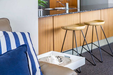 Holiday Holiday Chevron Renaissance Apartments - Accommodation Cooktown 6
