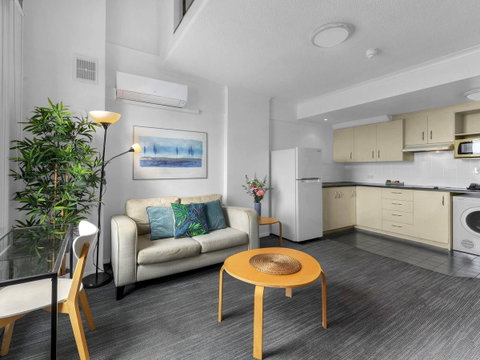 Central Brunswick Apartment Hotel - Accommodation Cooktown 16