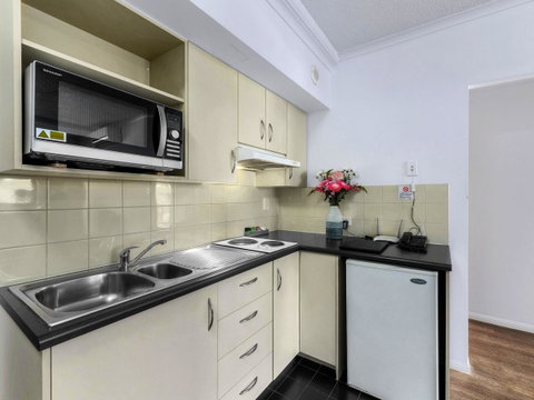 Central Brunswick Apartment Hotel - Accommodation Cooktown 18