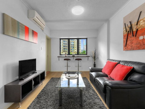 Central Brunswick Apartment Hotel - Accommodation Cooktown 13