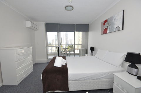 Moorings On Cavill Surfers Paradise - Accommodation Cooktown 17