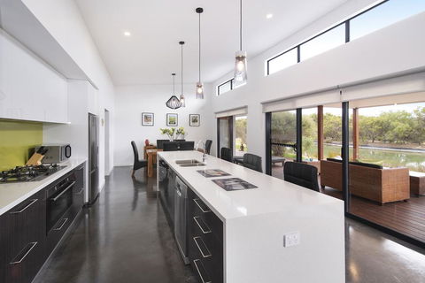 Wharfedale - Accommodation Cooktown 3