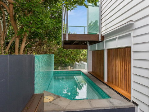 WHITE WASH ON SHE OAK - Accommodation Cooktown 1