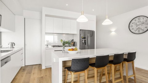 WHITEHAVEN - MORNINGTON - Accommodation Cooktown 1