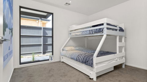 WHITEHAVEN - MORNINGTON - Accommodation Cooktown 3