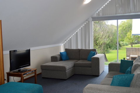 Whitesands - Accommodation Cooktown 2