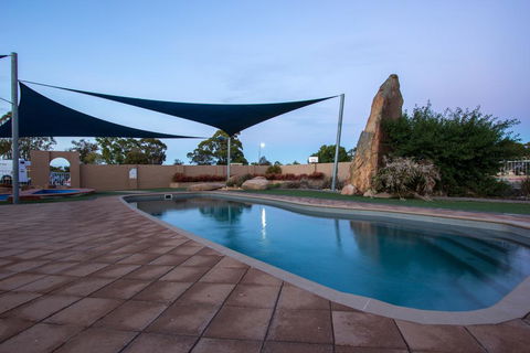 Wimmera Lakes Caravan Resort - Accommodation Cooktown 0