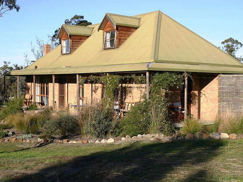 Wind Song Bed & Breakfast - Accommodation Cooktown 1