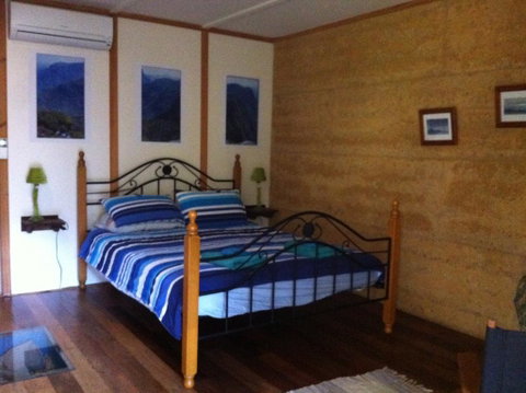 Windrose B&B - Accommodation Cooktown 3