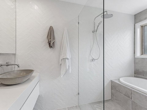 Wirragulla, 10 Marty Avenue - Stylish Modern House With Ducted Air Con & WIFI - Accommodation Cooktown 0