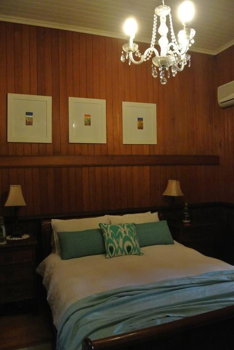 Wiss House Bed & Breakfast - Accommodation Cooktown 0