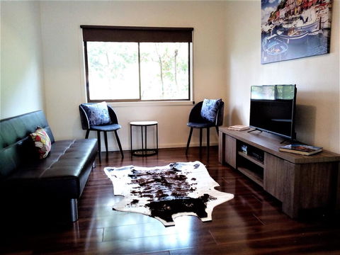 Wombat Cottage Albury - Accommodation Cooktown 2