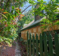 Woolwich Studio Bliss Your Private Oasis by the Water - Accommodation Cooktown